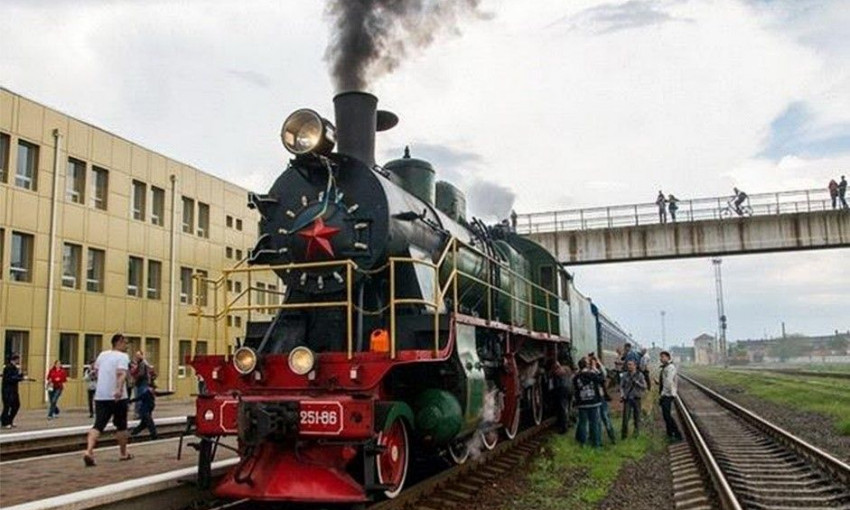 Ко Дню Независимости Украины в Одессе запустят несколько ретро-локомотивов 