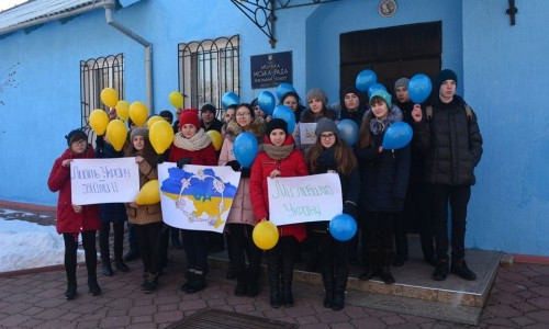 Арцизские школьники поддержали Всеукраинскую акцию «Обними Украину»