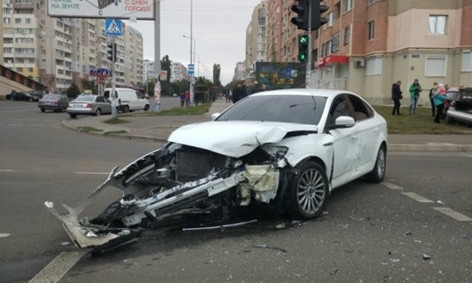 На посёлке Котовского столкнулись два автомобиля
