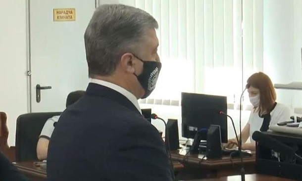 Петра Порошенко допросили в суде по делу о сдаче Крыма