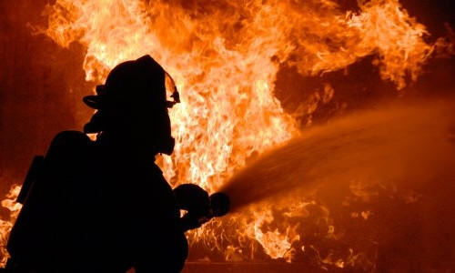 Одесса: в ночном пожаре пострадал мужчина