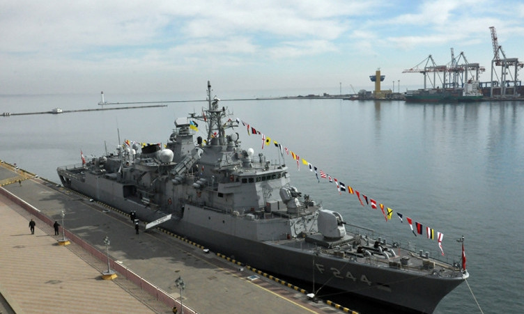 Турецкие корабли в Одесском порту: горожан приглашают на экскурсии