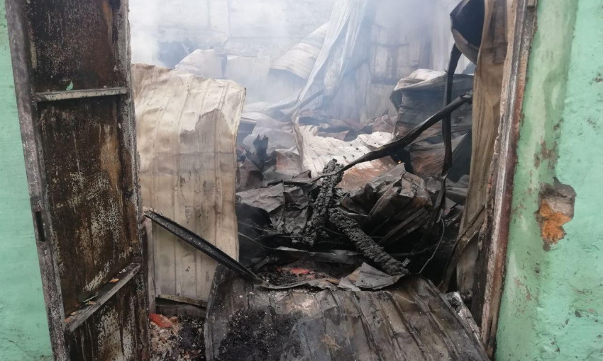 Пожар на Николаевской дороге потушили: подробности