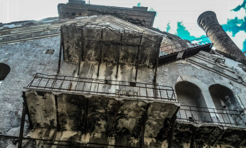 Фотопрогулка: руины завода "Краян"