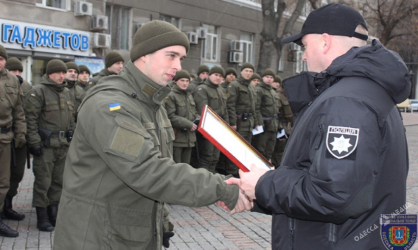 В Одессе вручили награды за поимку особо опасного преступника