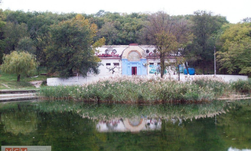 В пруду Дюковского парка утонул гражданин РФ, который находился в Украине нелегально