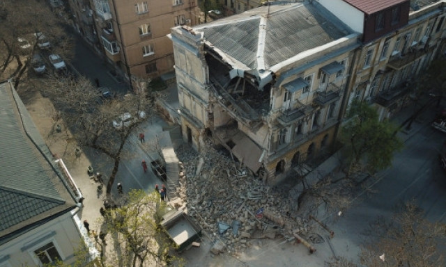 В  Одесской мэрии прокомментировали обрушение дома на Канатной (ВИДЕО)