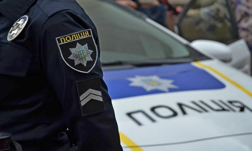 На Ж/Д вокзале Одессы избили и ограбили женщину