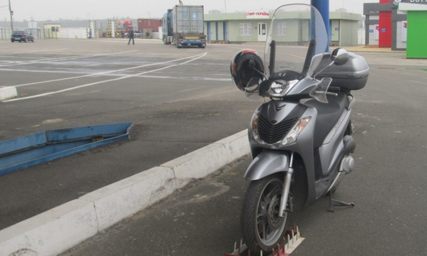 Похищенный в Италии мотоцикл пытались переправить в Одесскую область