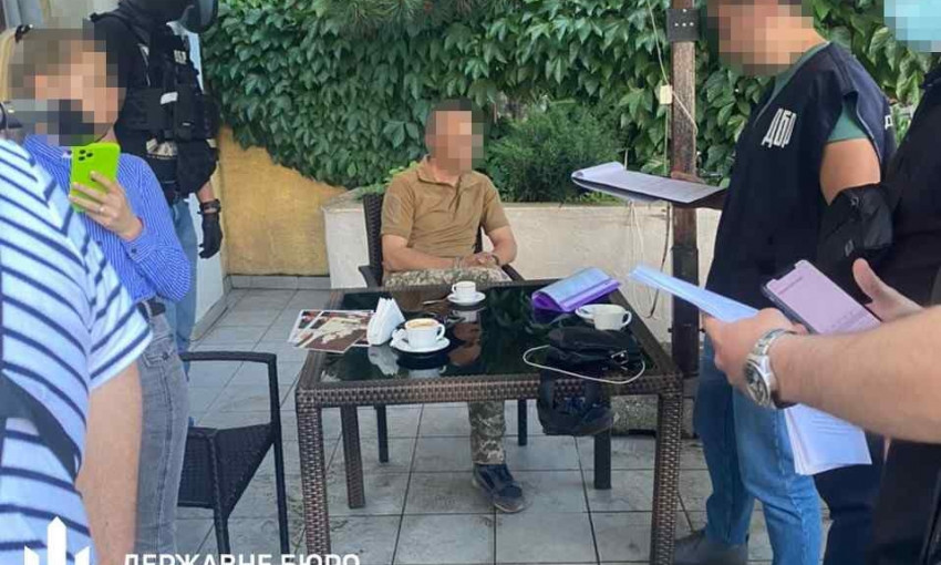 В Одессе военный моряк за взятку обещал устроить полицейского в ГБР 