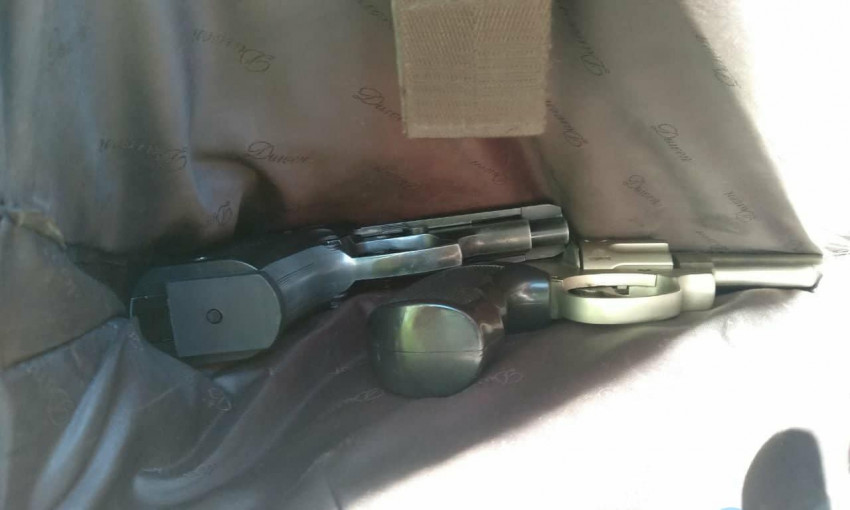 В Одессе двое неизвестных угрожали пистолетом из окна автомобиля (ФОТО)