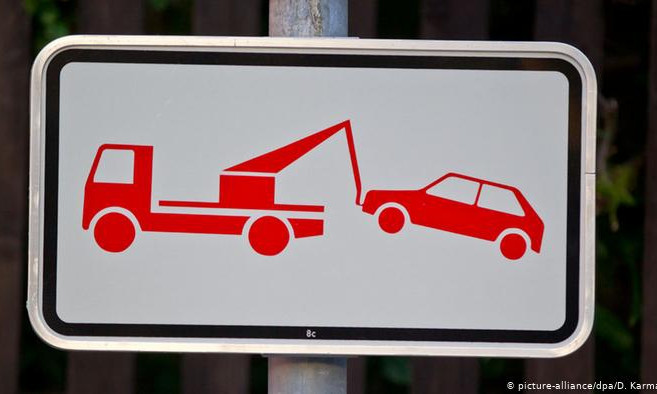 В Одессе массово эвакуировали припаркованные не по правилам автомобили  