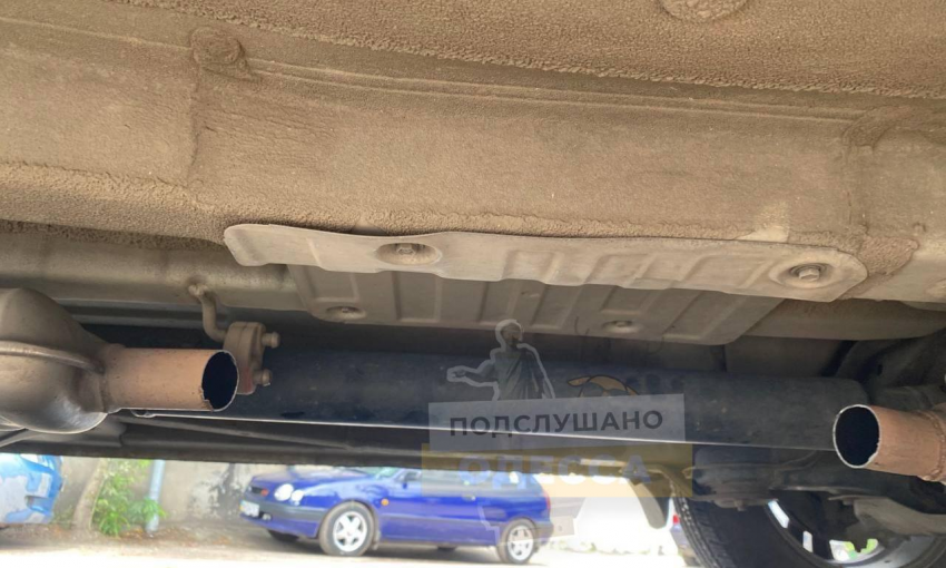 В Одессе автомобильные воры спиливают детали с машин 