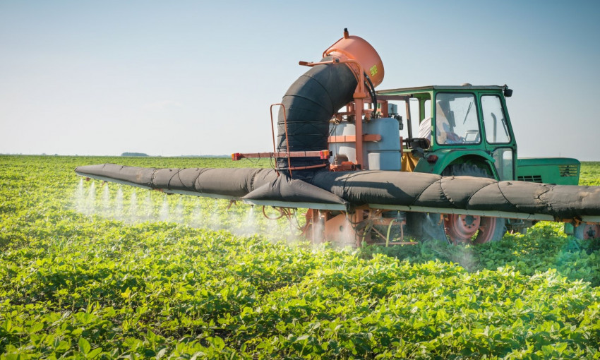 На территории Одесской области хранится тысяча тонн пестицидов