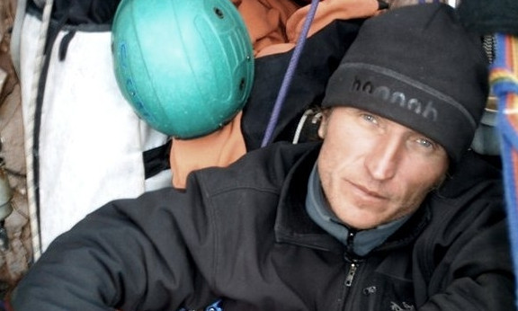 На скалодроме проходит чемпионат по альпинизму памяти известного альпиниста Владимира Могилы