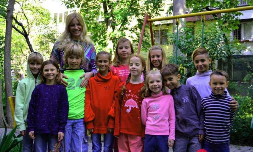 «Чтобы взять ребенка из приюта — надо пройти семь кругов ада»: история одесситки Ольги Подусовой и ее 11 приемных детей