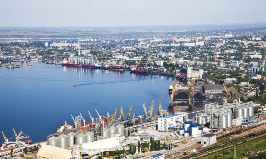 В Николаевском порту рядом с АЗС и складом селитры нашли взрывчатку 