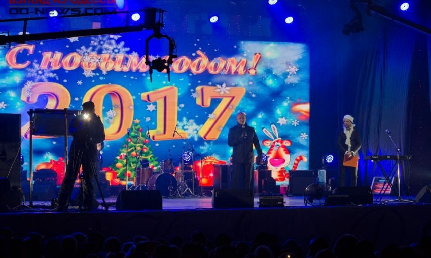 Одесситы встретили Новый год на Думской