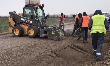 Дорогу от молдавской границы до Березовки ремонтируют