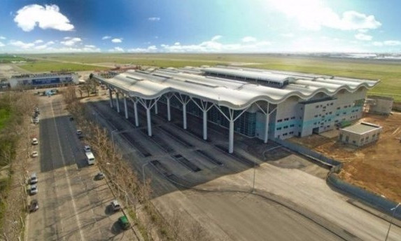 Новую взлётную полосу для Одесского аэропорта построят до конца года