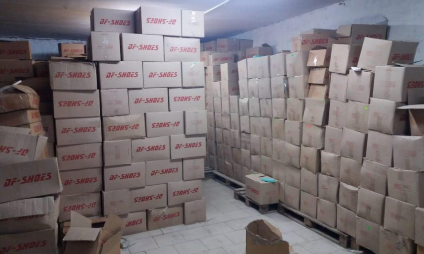 В Раздельнянском районе закрыли подпольную обувную фабрику