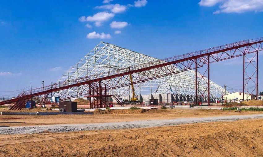 В Южном строят крупнейший высокотехнологичный зерновой терминал Украины