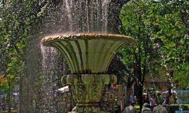 Интересная Одесса: фонтан-путешественник