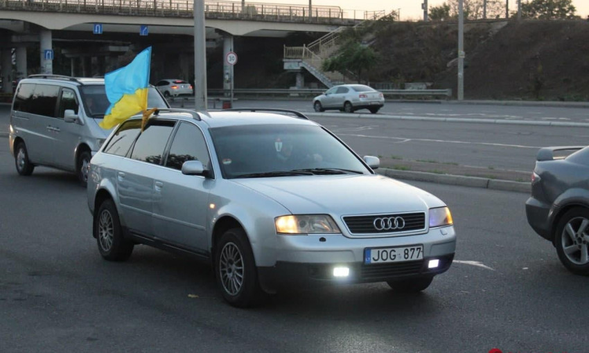 В Одессе прошла акция протеста евробляхеров – обманутые водители грозят сделать ее бессрочной 