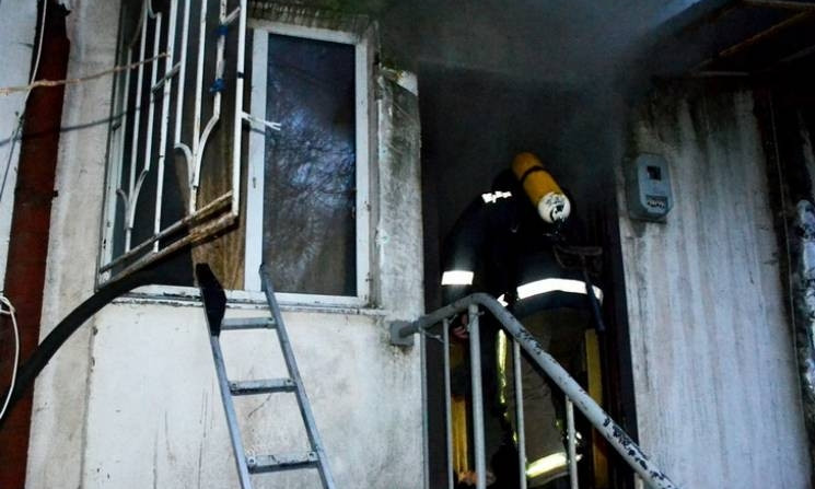 На Молдаванке в Одессе гасили пожар