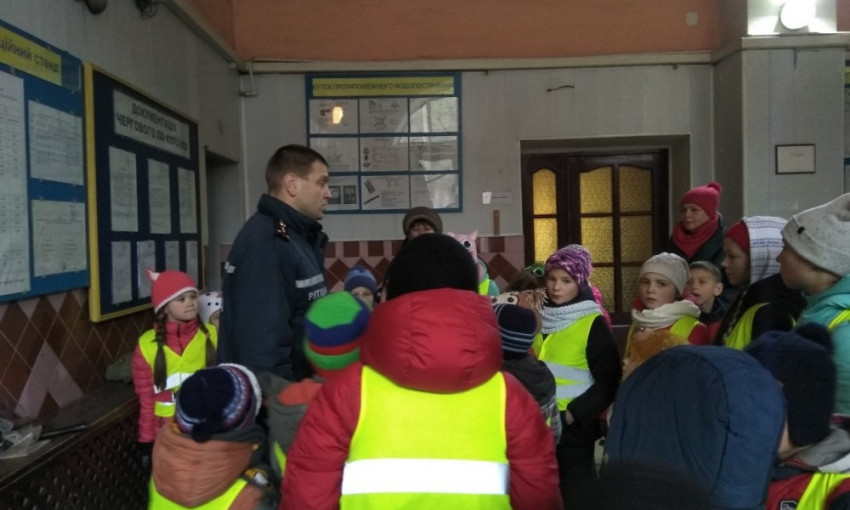 У спасателей в гостях побывали воспитанники Белгород-Днестровского детдома