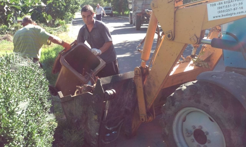 Коммунальщики разработали график вывоза мусора в Болграде 