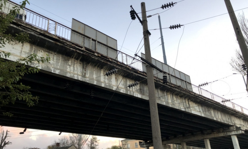 Ивановский мост закроют на полгода 