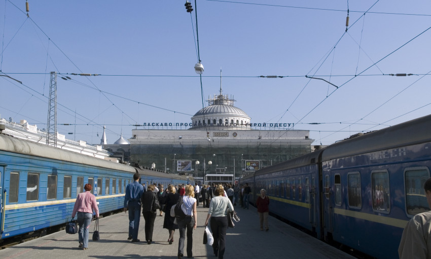 Поезд «Одесса – Львов» станет курсировать чаще