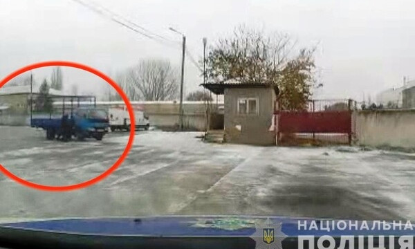 В Одесской области хулиган устроил дебош на почте и удирал от полицейских 