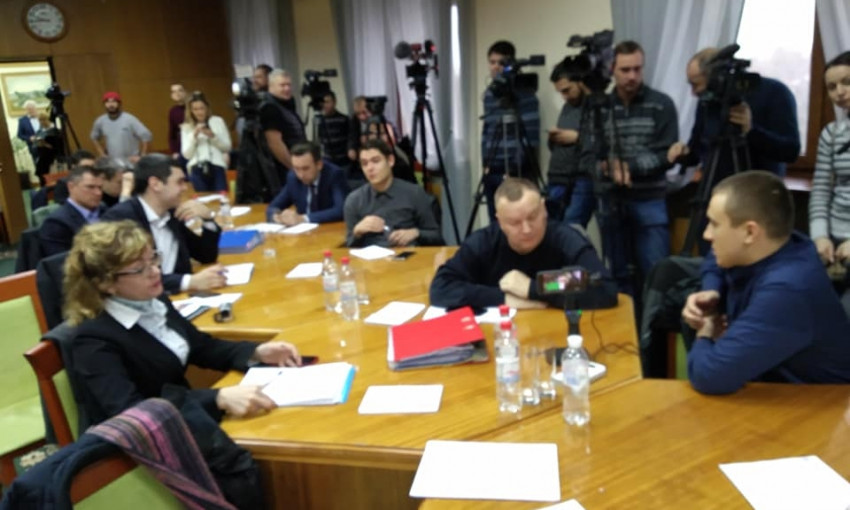 Комиссия Верховной Рады обсуждает в Одессе нападения на активистов