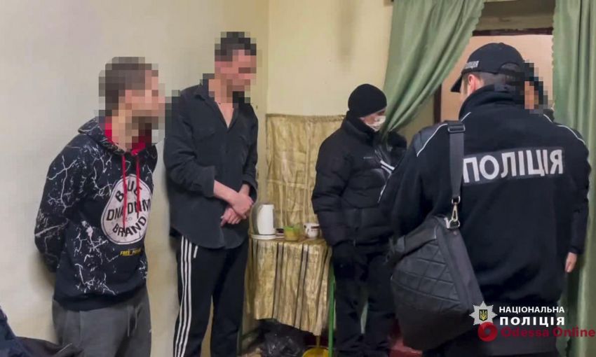 В Одессе заключенные занимались мошенничеством в интернете: продавали выдуманые товары