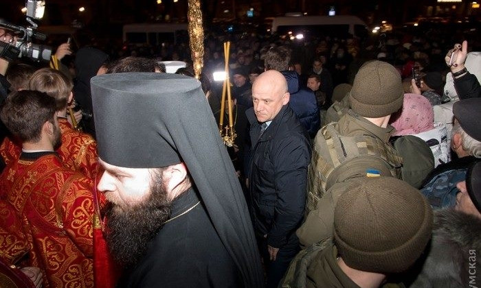Поклонение мощам: соратница Палицы назвала православных одесситов дегенератами