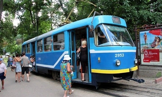 Проезд в электротранспорте Одессы подорожает до трех гривен