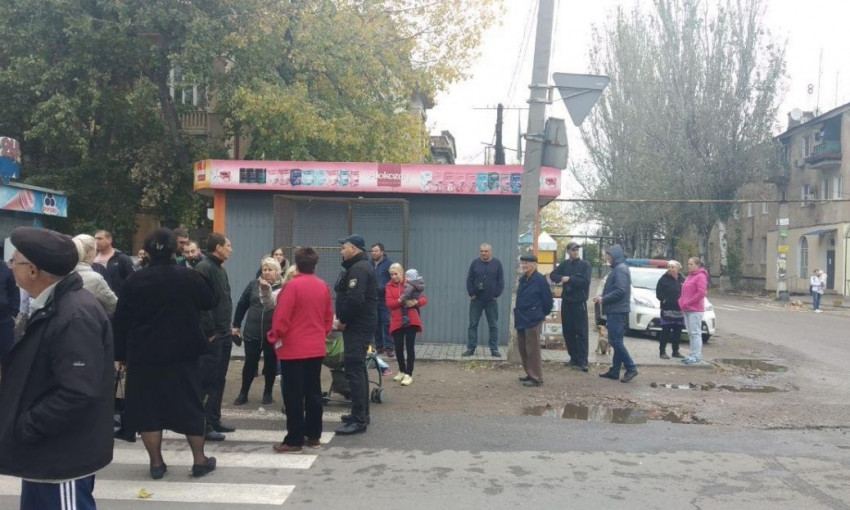 Жители Большевика протестовали против проезда через посёлок фур