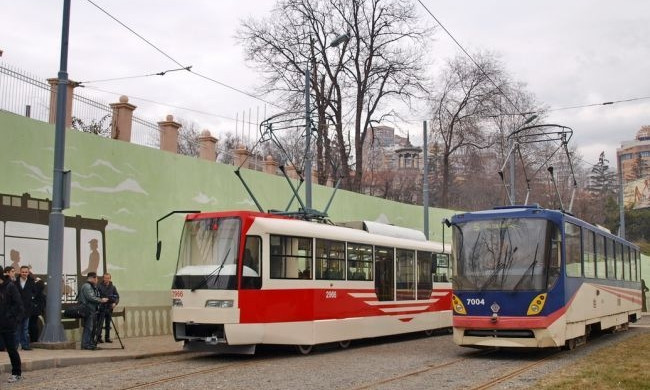Драка в салоне трамвая: три маршрута были вынуждены остановиться