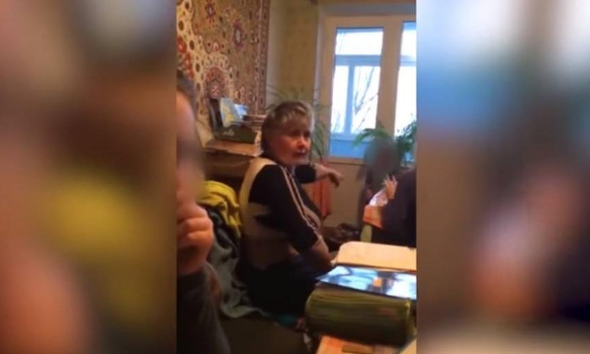 В селе Одесской области репетитор избивала и оскорбляла детей