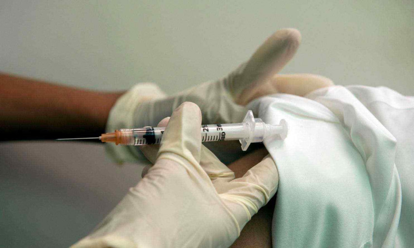 Радикальный "антипрививочкник": одессит избил жену за вакцинацию детей