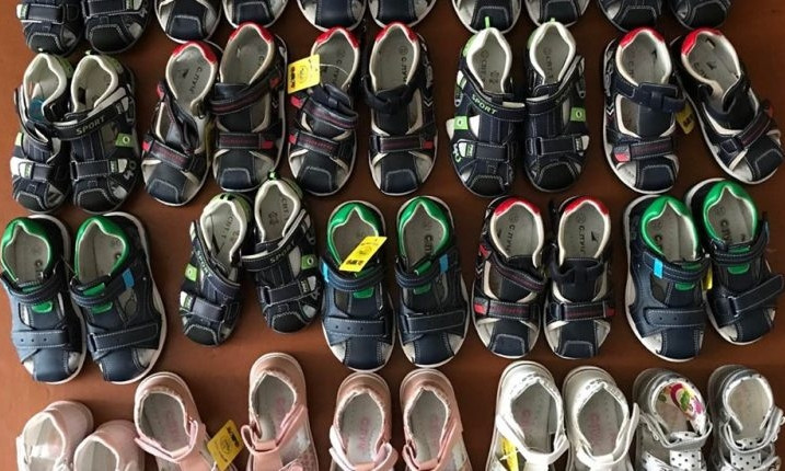 Измаильские молодожёны отказались от цветов в пользу обуви для детей из детдома (ФОТО)