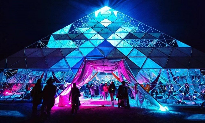 Творцов из Одессы приглашают участвовать в Burning Man