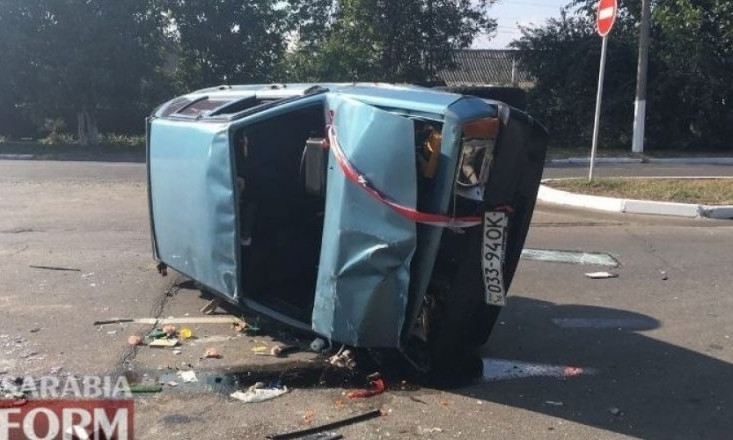 В Одесской области автомобиль из свадебного кортежа попал в ДТП