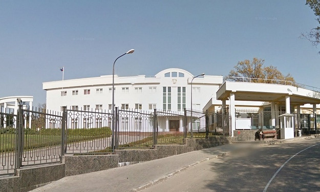 Общественники хотят закрыть Генконсульство РФ в Одессе полностью