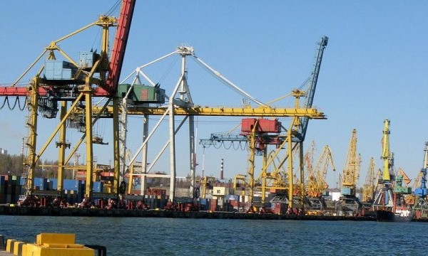 Черноморский порт: начаты работы по дноуглублению