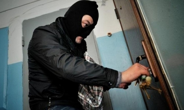 Полиция задержала домушников на Таирова 