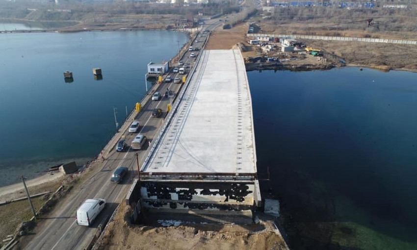 Строительство моста через Сухой лиман временно остановлено 