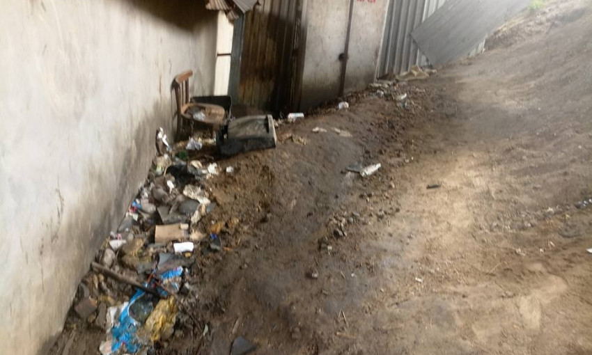 В Одессе улица после ремонта превратилась в мусорную свалку